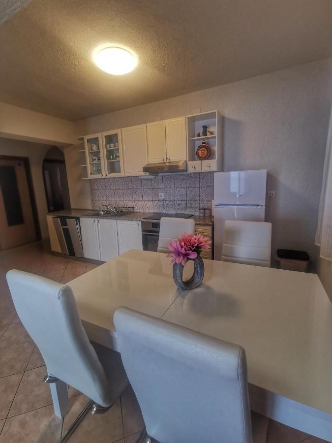 Apartment Bellavita Senj Сень Экстерьер фото